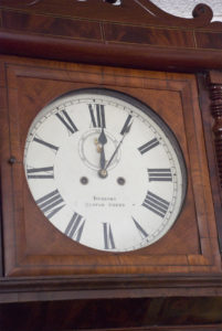 english pub clock details
