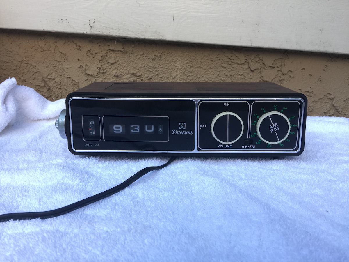 emerson electric flip clock from 1950-1960