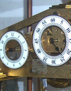 english congriv brass clock details