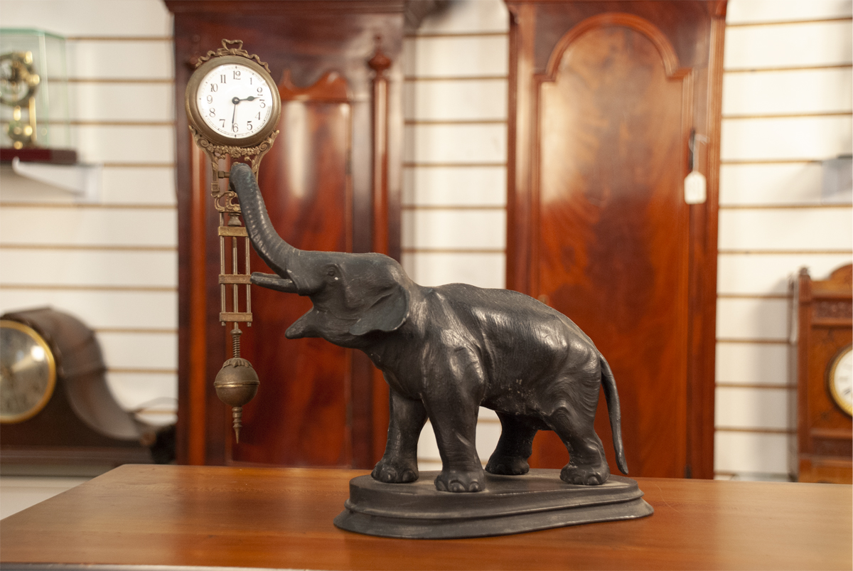 german junhans elephant swinger clock 1920-1930