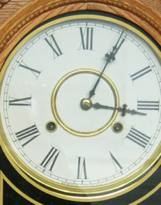 waterbury calendar clock details